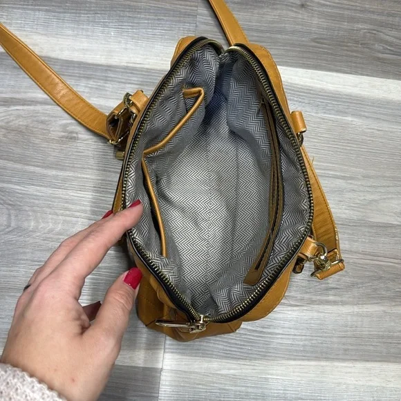 Steve Madden crossbody bag - Picture 10 of 13